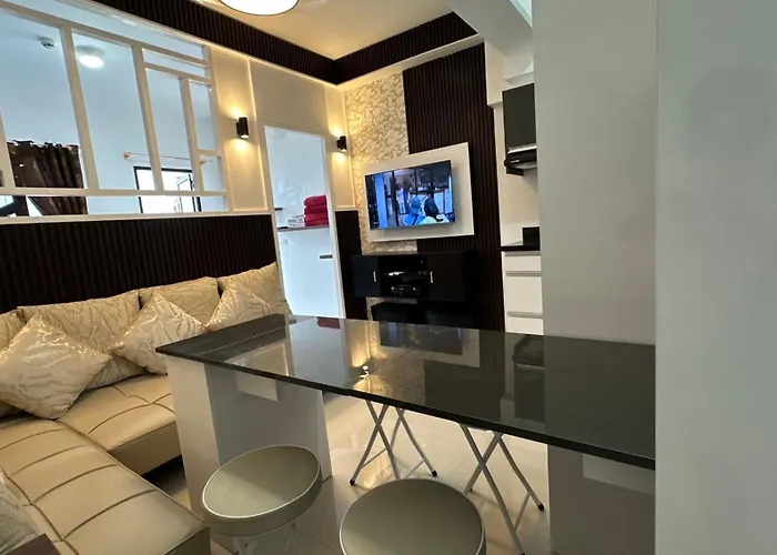Cozy & Instaworthy Unit At Royal Oceancrest Mactan *