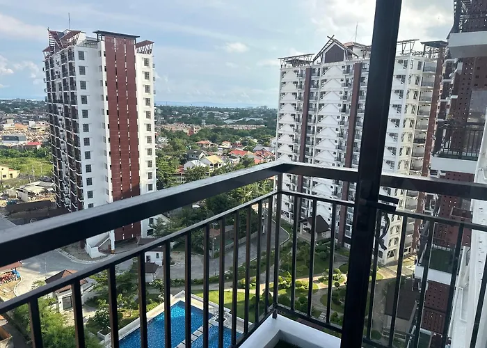 Cozy & Instaworthy Unit At Royal Oceancrest Mactan